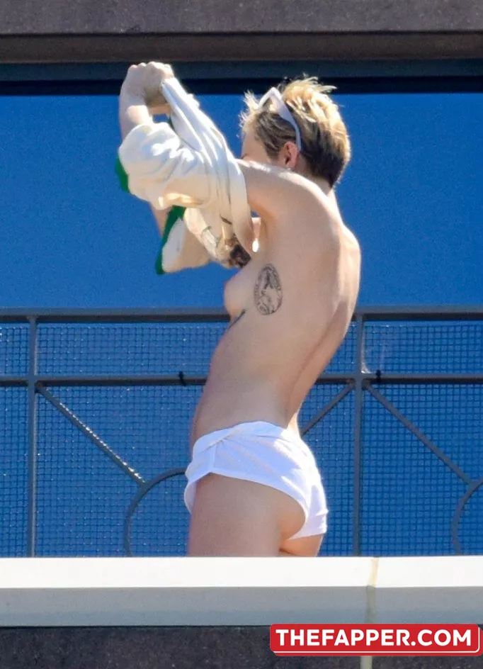Miley Cyrus  Onlyfans Leaked Nude Image #LGIfbCXbPM