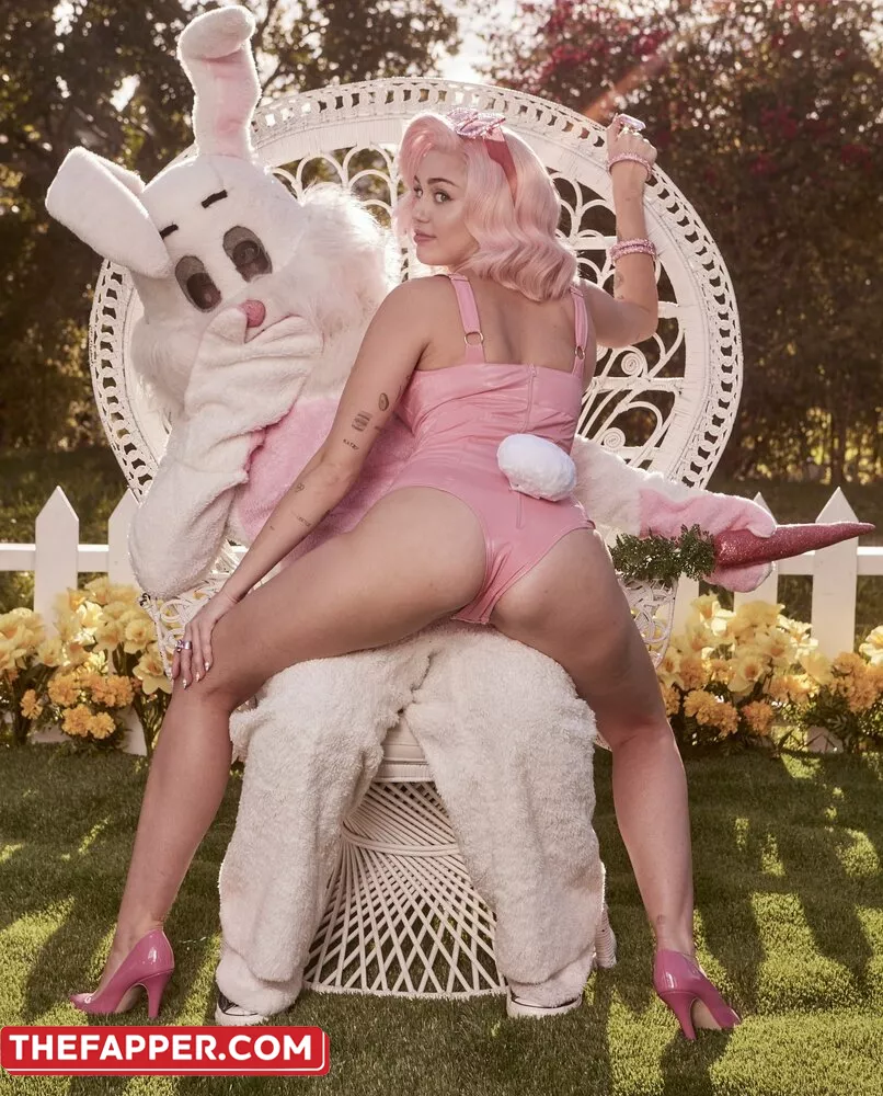 Miley Cyrus  Onlyfans Leaked Nude Image #LHWo4tp5xy
