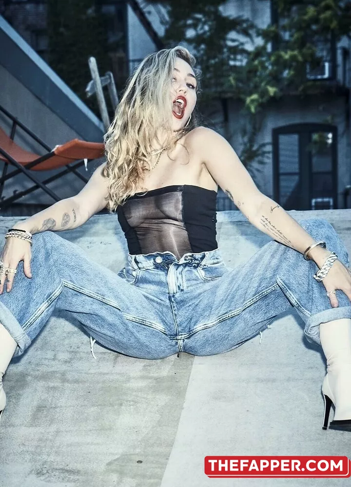 Miley Cyrus  Onlyfans Leaked Nude Image #Ln96GeWu87