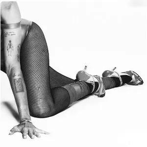 Miley Cyrus Onlyfans Leaked Nude Image #MW9eGYW0PB