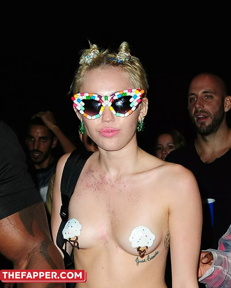 Miley Cyrus  Onlyfans Leaked Nude Image #MsGpY0bijQ