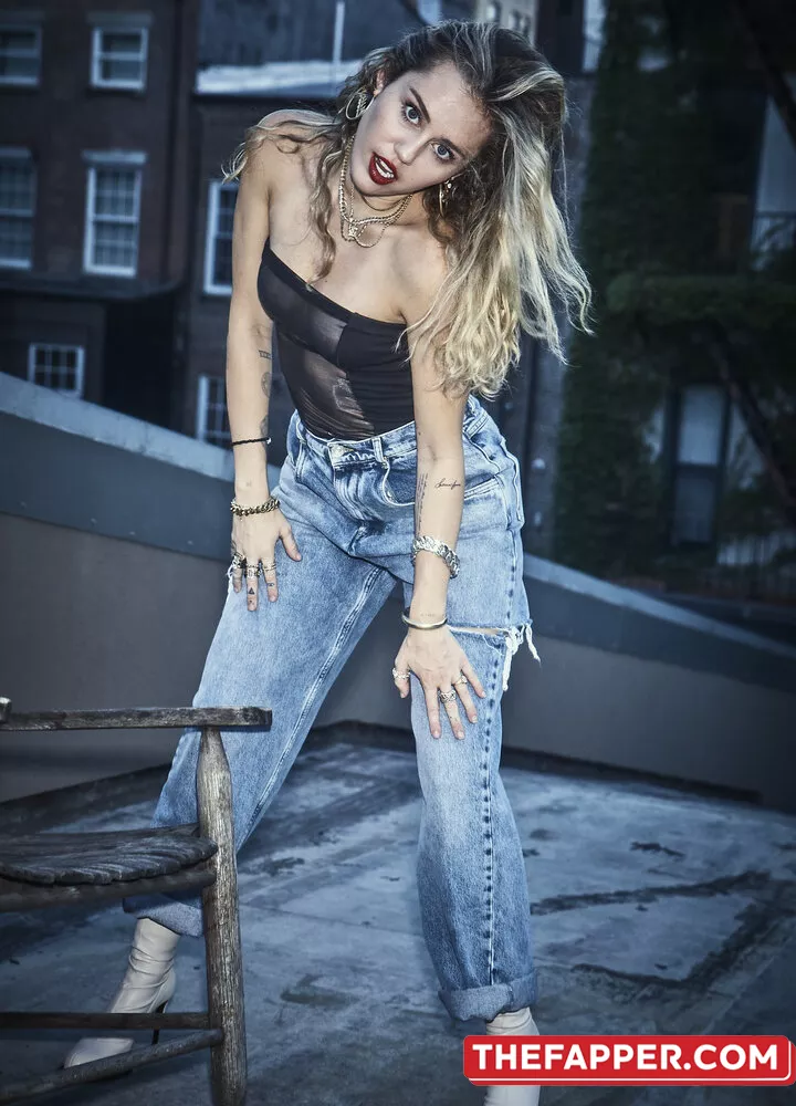 Miley Cyrus  Onlyfans Leaked Nude Image #NO6075urlR