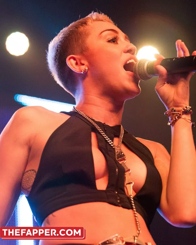 Miley Cyrus  Onlyfans Leaked Nude Image #O1HO8ygpS0