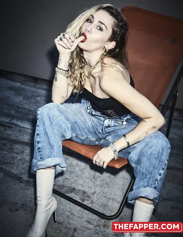 Miley Cyrus  Onlyfans Leaked Nude Image #Oz8WZwoPue