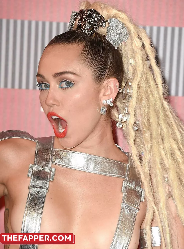 Miley Cyrus  Onlyfans Leaked Nude Image #SJDChq4Wht