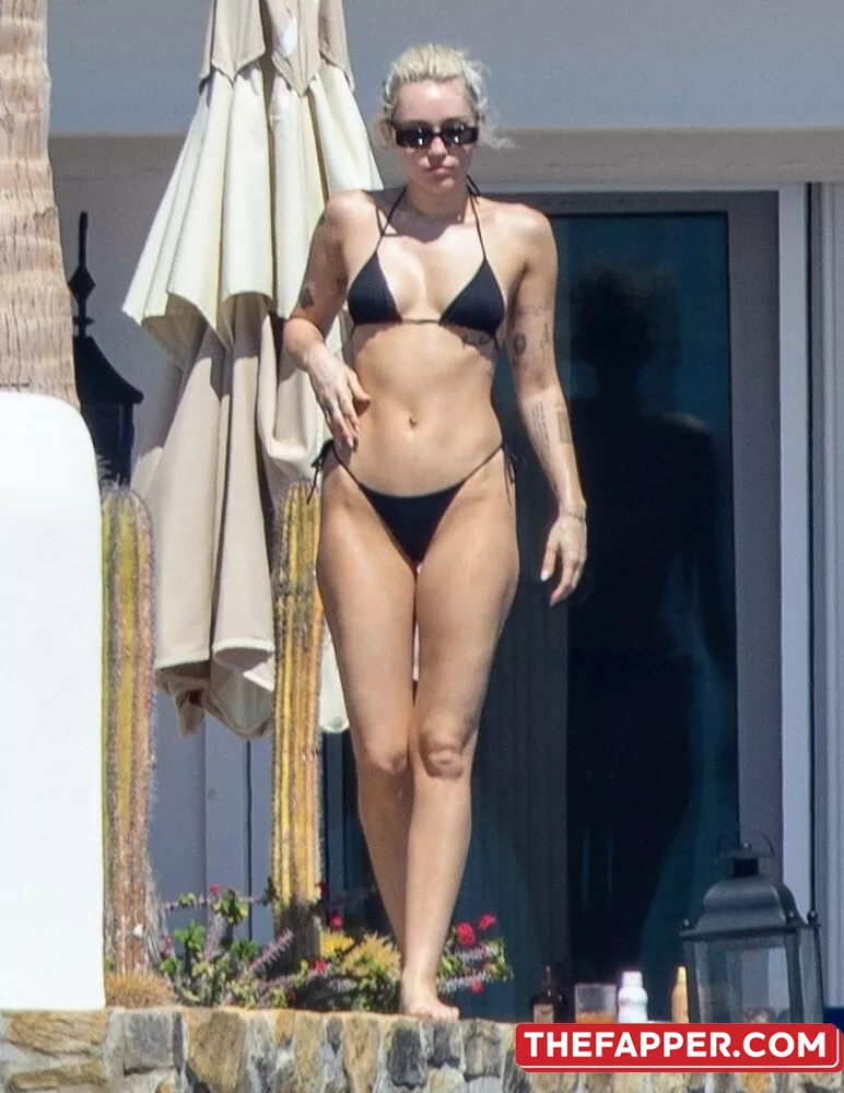 Miley Cyrus  Onlyfans Leaked Nude Image #TYqkUUoqRF