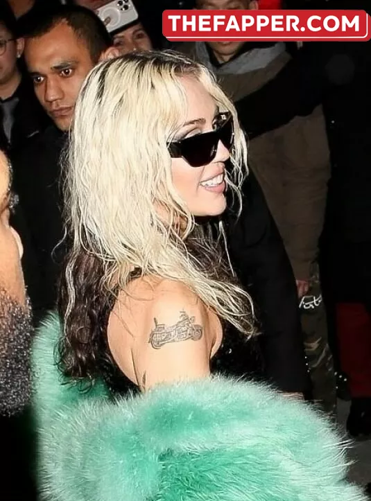 Miley Cyrus  Onlyfans Leaked Nude Image #TcAryZesdK