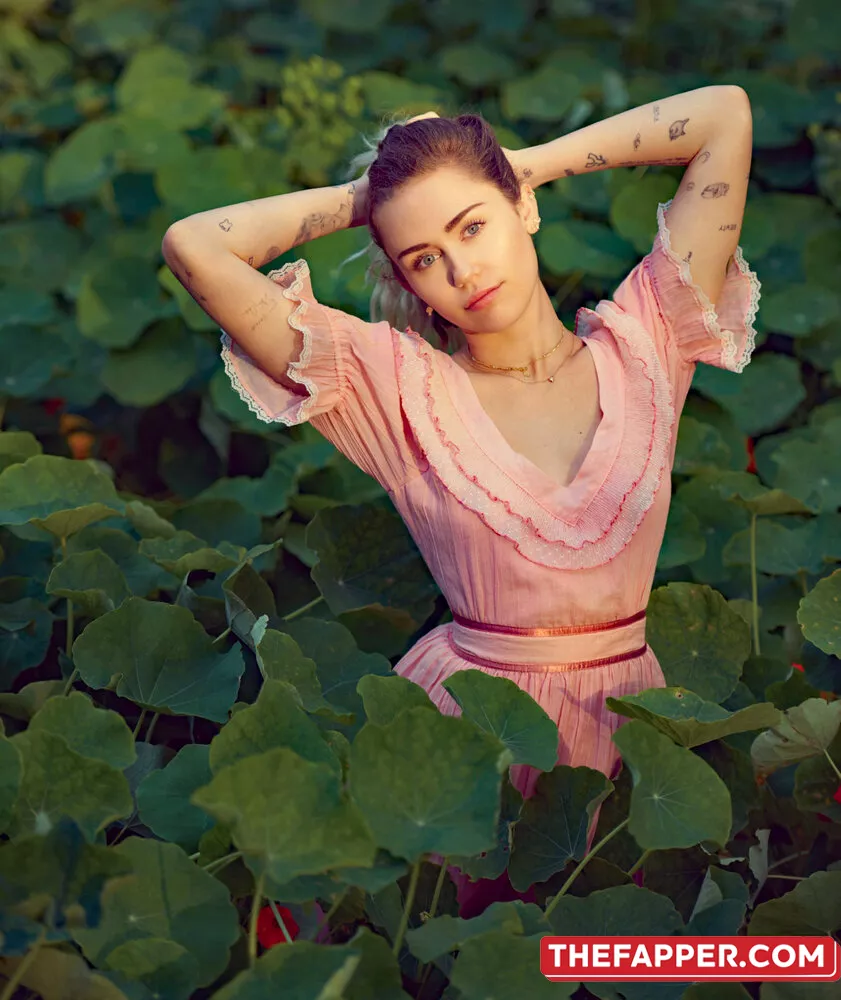 Miley Cyrus  Onlyfans Leaked Nude Image #Tk8a22jhQe