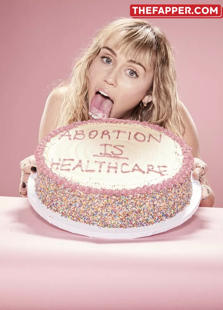 Miley Cyrus  Onlyfans Leaked Nude Image #UyoghMa9BE