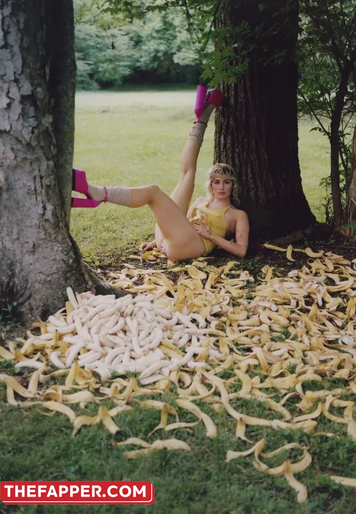 Miley Cyrus  Onlyfans Leaked Nude Image #Y9u4EEA3LS