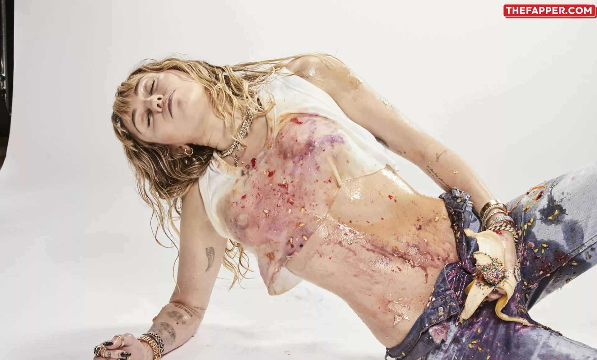 Miley Cyrus  Onlyfans Leaked Nude Image #aOqjStgBRH