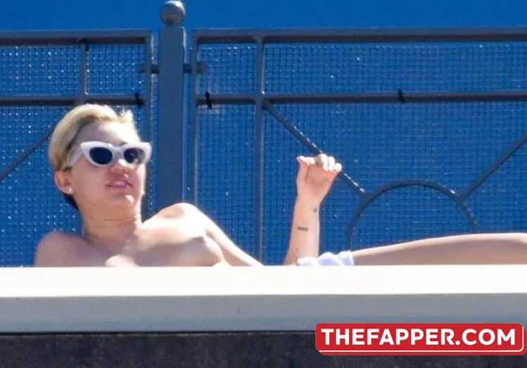 Miley Cyrus  Onlyfans Leaked Nude Image #ajquBvovwV