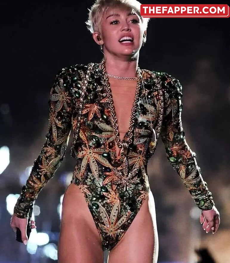 Miley Cyrus  Onlyfans Leaked Nude Image #ex5sW9WMvW