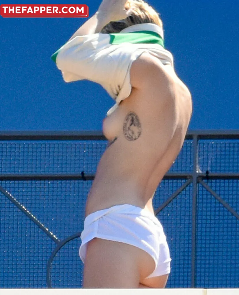 Miley Cyrus  Onlyfans Leaked Nude Image #ggEZifNzYb