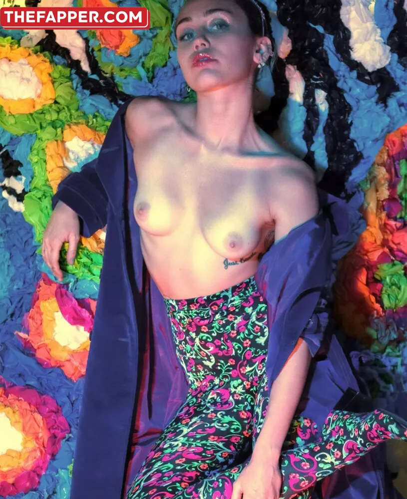 Miley Cyrus  Onlyfans Leaked Nude Image #hJMxSm39i0