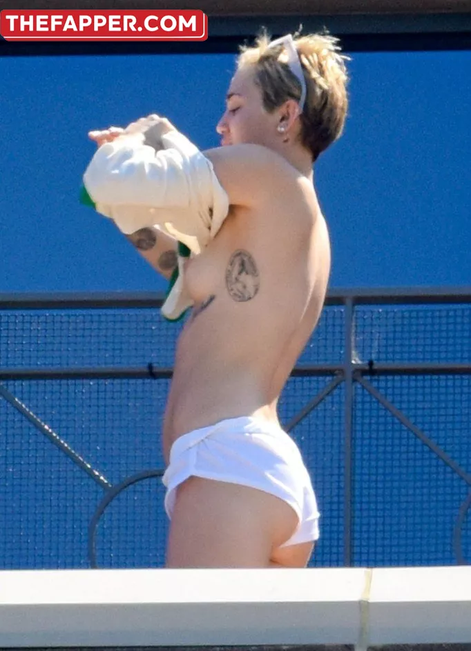 Miley Cyrus  Onlyfans Leaked Nude Image #iiYBgrH5qO