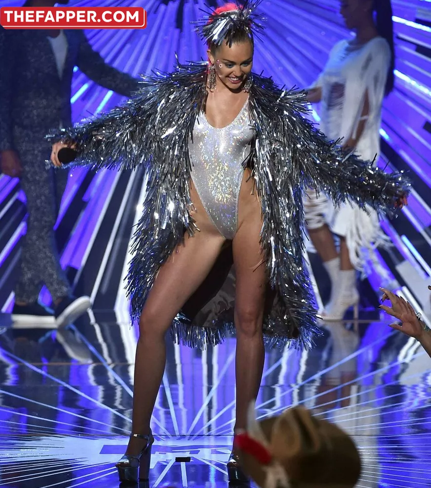 Miley Cyrus  Onlyfans Leaked Nude Image #iy0zLKO0I9