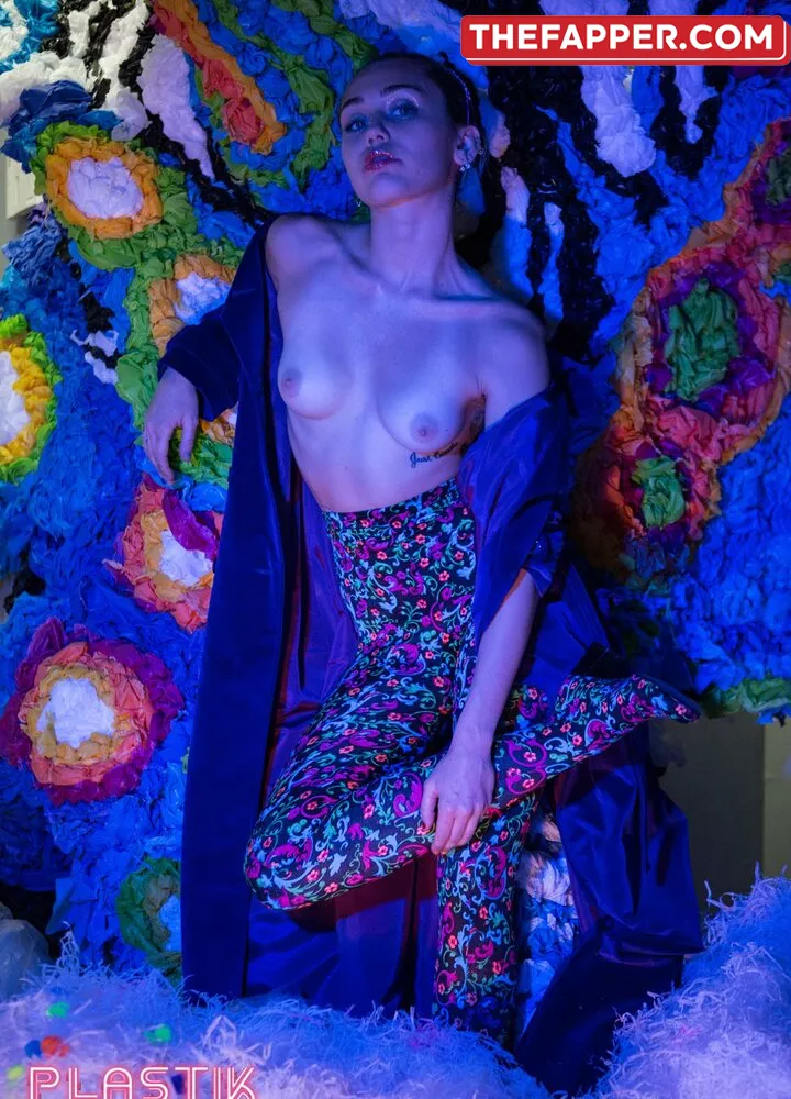 Miley Cyrus  Onlyfans Leaked Nude Image #kHTk8cDz3c