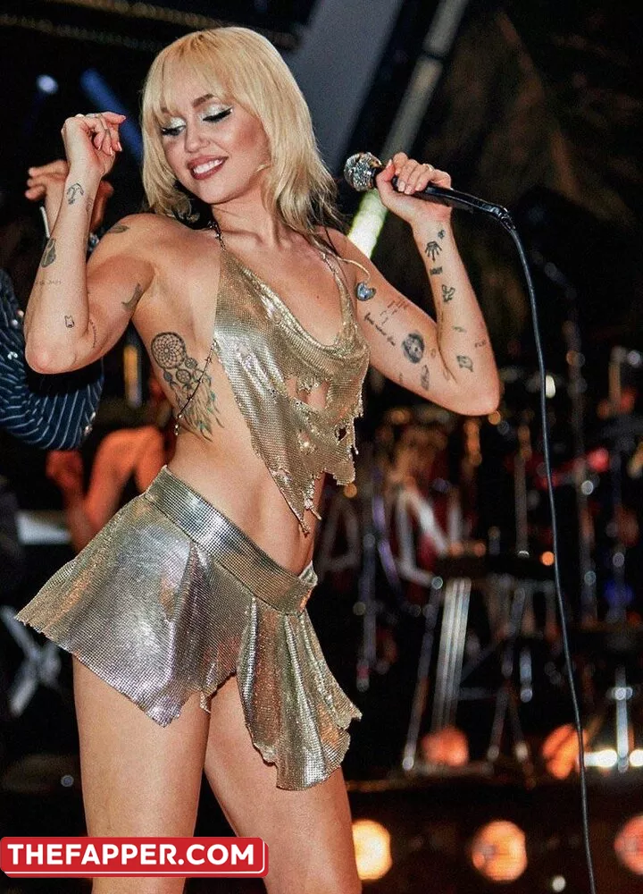 Miley Cyrus  Onlyfans Leaked Nude Image #oWzl13qoK5