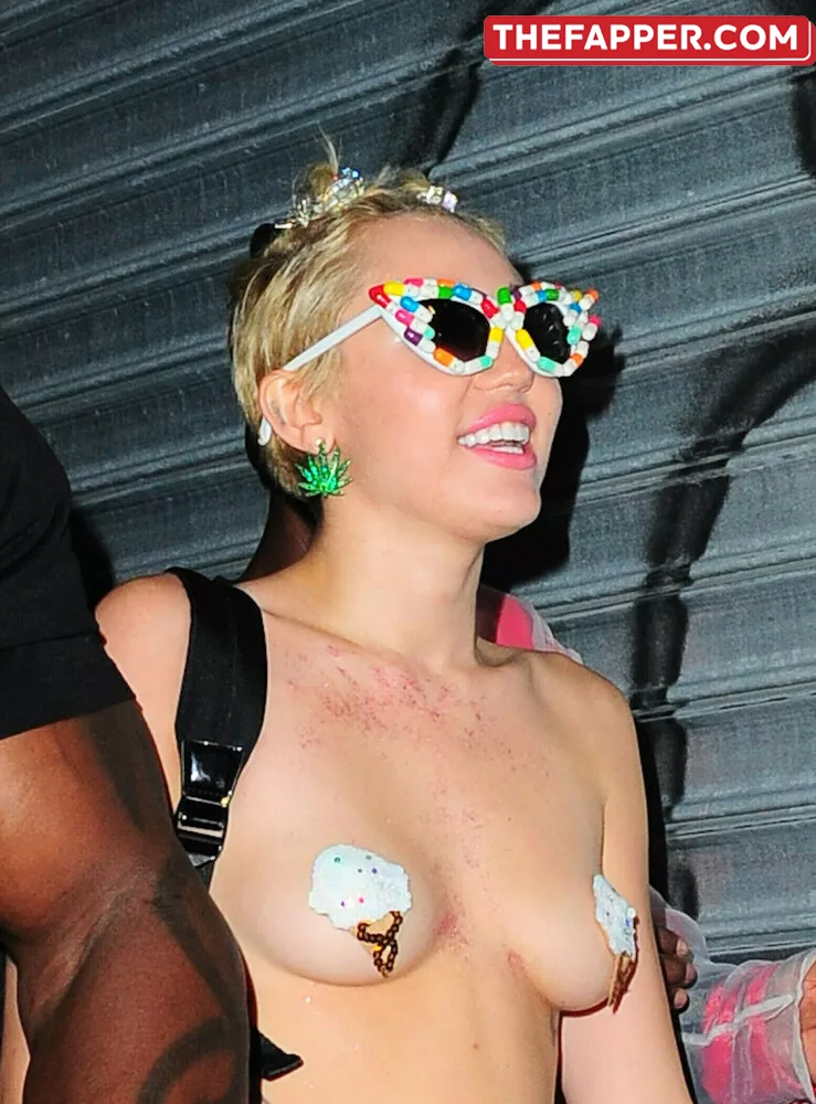 Miley Cyrus  Onlyfans Leaked Nude Image #rasdJNOJk3