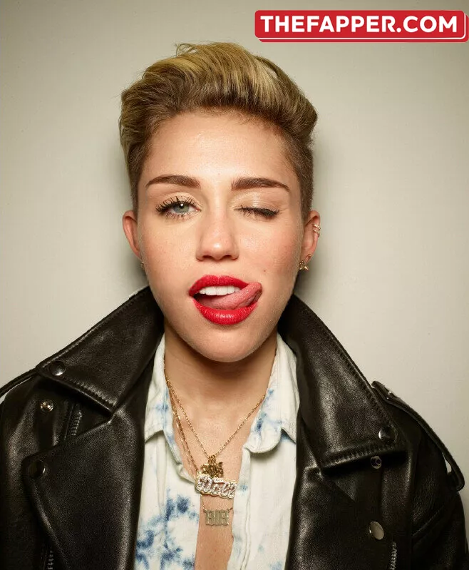 Miley Cyrus  Onlyfans Leaked Nude Image #txpaRV4PXF