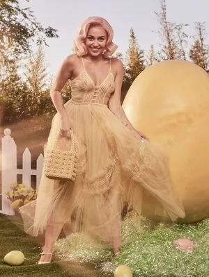 Miley Cyrus Onlyfans Leaked Nude Image #y0d1jIlt6a