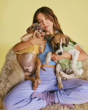 Millie Bobby Brown Onlyfans Leaked Nude Image #9Xn5pikEFX