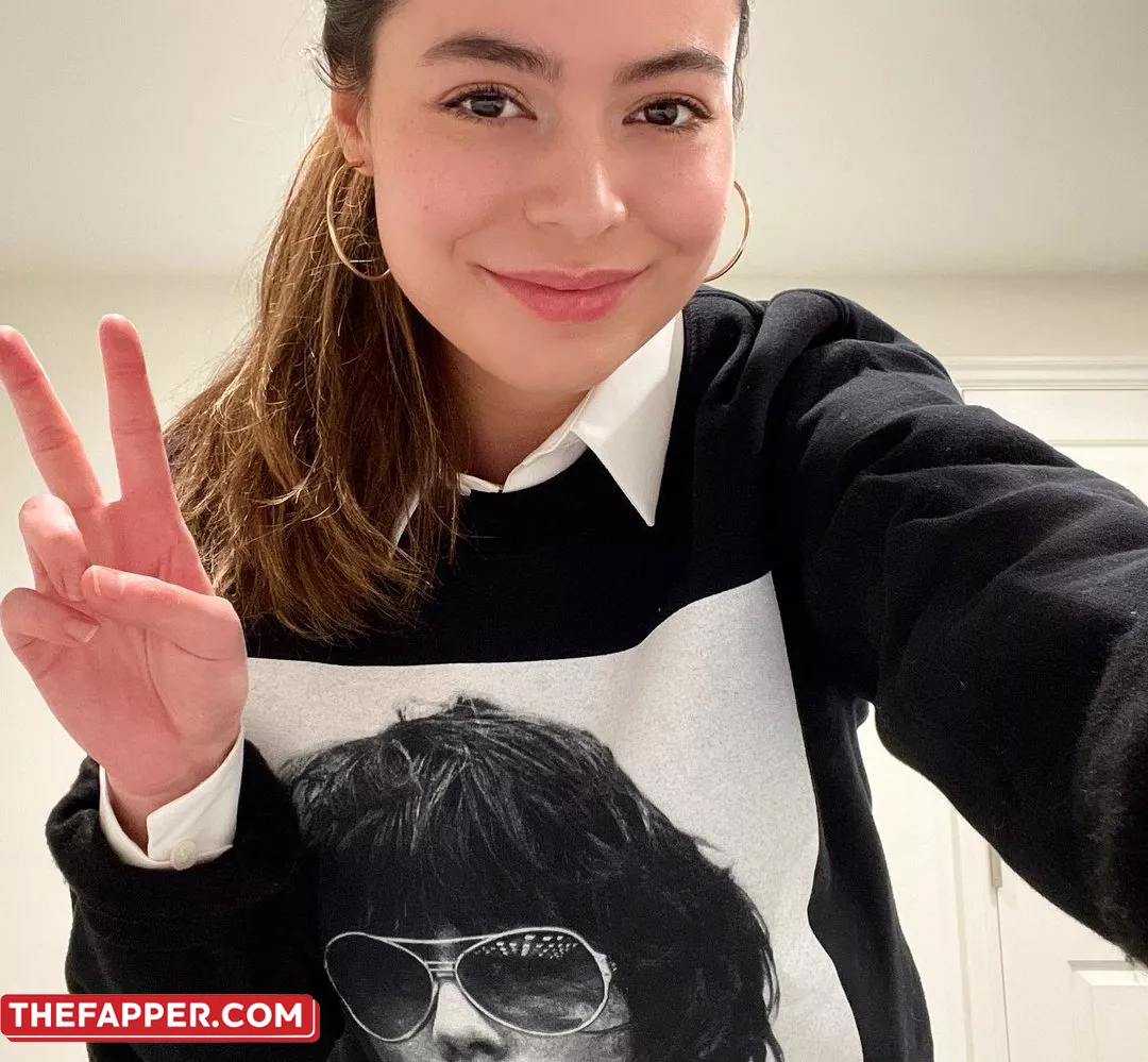 Miranda Cosgrove  Onlyfans Leaked Nude Image #mAmOUAdtD3