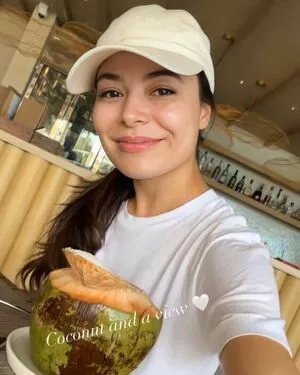 Miranda Cosgrove #xFHp2vnqk6