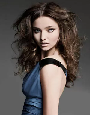 Miranda Kerr #8KsWSkDye0