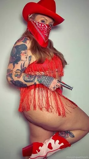 Misshawthorn #j7FEZrQpzo