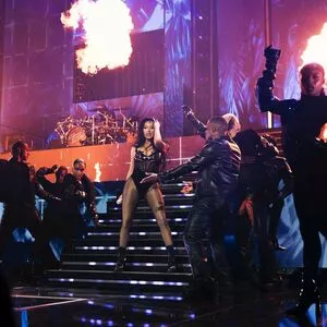 Nicki Minaj #JUZNsb5cNq