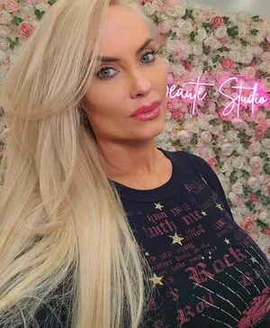 Nicole Coco Austin #kWP7r7hNzC