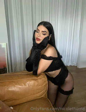 Nicole Thorne #XyQzkGAnh7