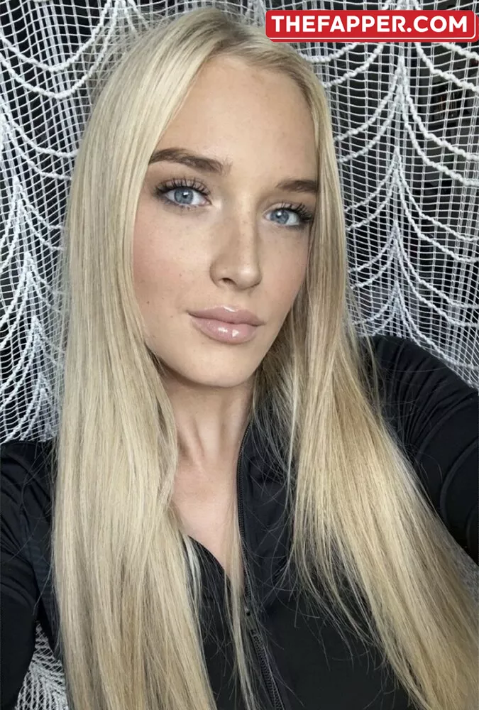 Nicolette Shea  Onlyfans Leaked Nude Image #vBKAB2C361