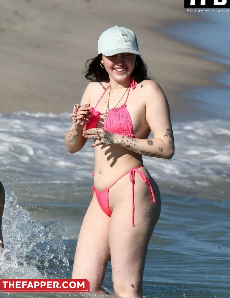 Noah Cyrus  Onlyfans Leaked Nude Image #8j3vZuwspb