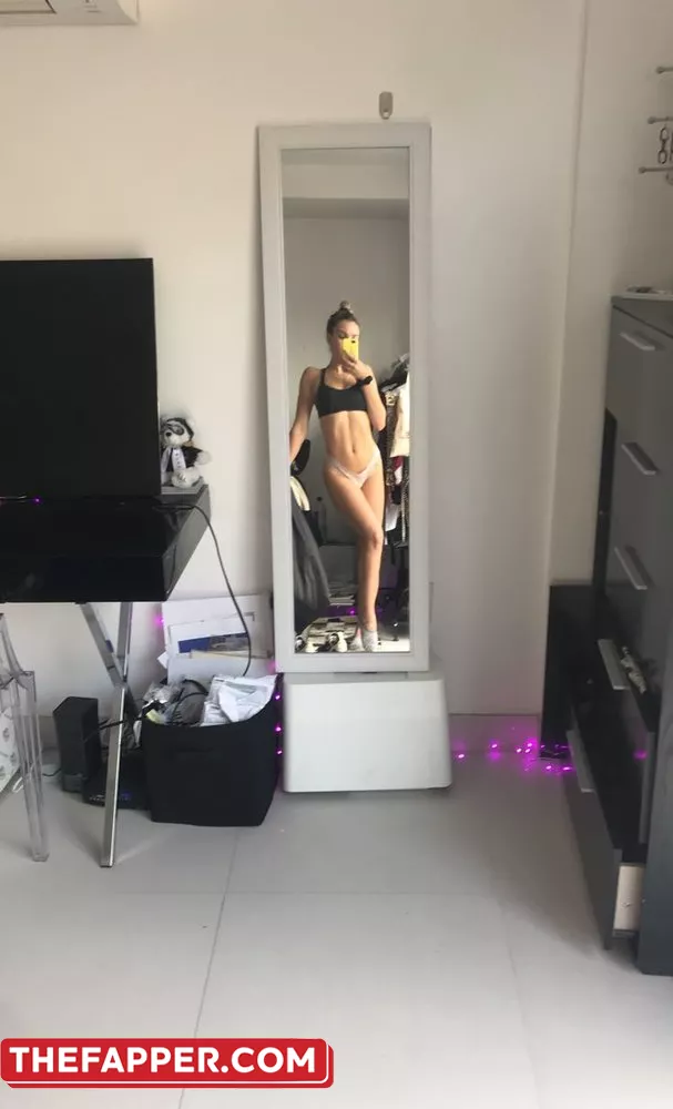 Noah Cyrus  Onlyfans Leaked Nude Image #W4a3j9vyXa