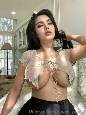 Noey Yanisa #WjyWynXzPC