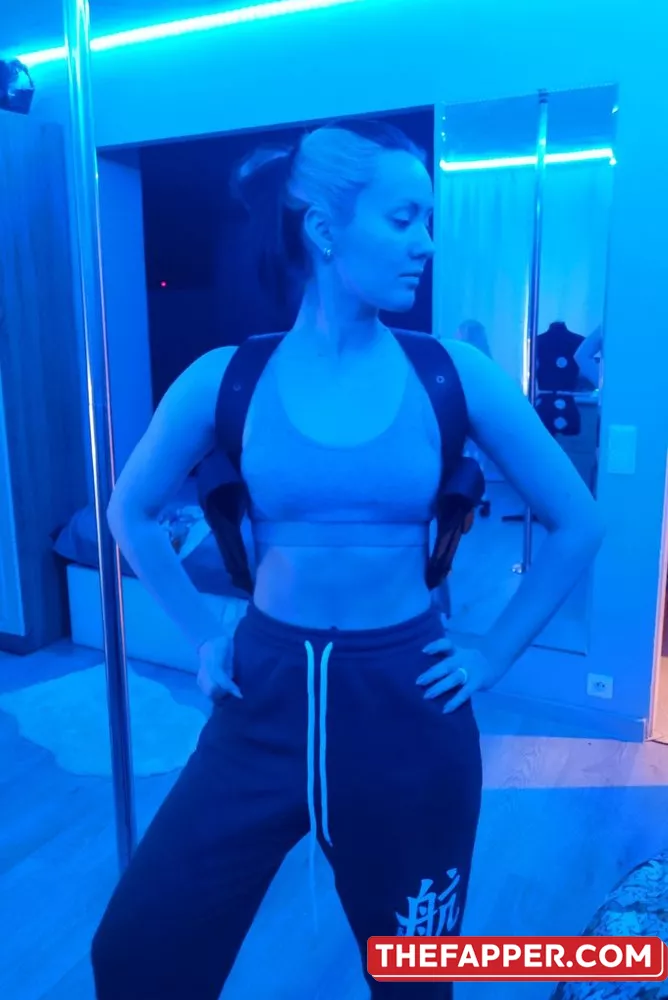 Oniksiya Sofinikum  Onlyfans Leaked Nude Image #Ry98ZSScSt