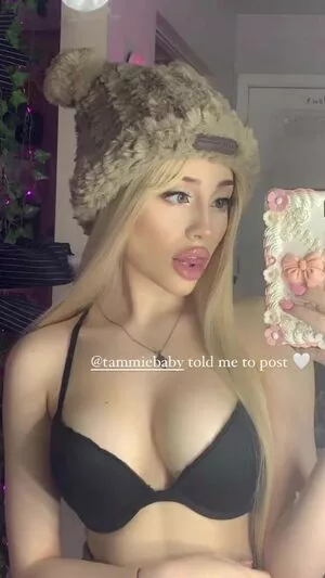 Paige Niemann #LjZcDGVcUT