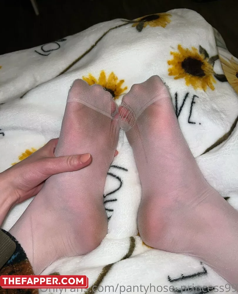Pantyhose_princess99  Onlyfans Leaked Nude Image #CyxHVZTgAX