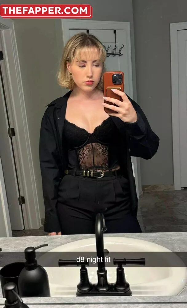 Pineapplebrat  Onlyfans Leaked Nude Image #0Xn4m5uWW5