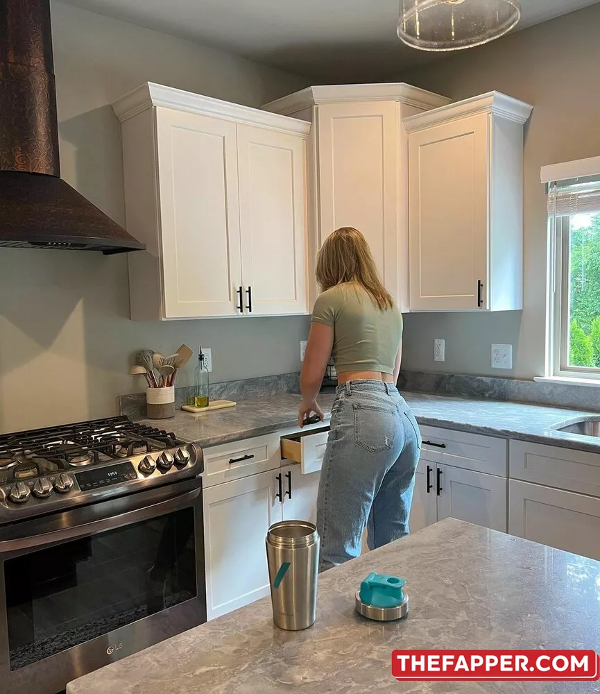 Pineapplebrat  Onlyfans Leaked Nude Image #RCI5bnNvoQ