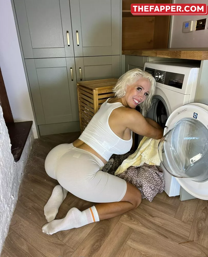 Rebeccamoreuk  Onlyfans Leaked Nude Image #zqsV31D7fd