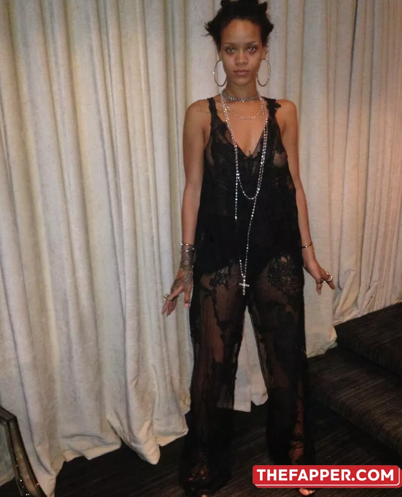 Rihanna  Onlyfans Leaked Nude Image #0EbMsWYRNc