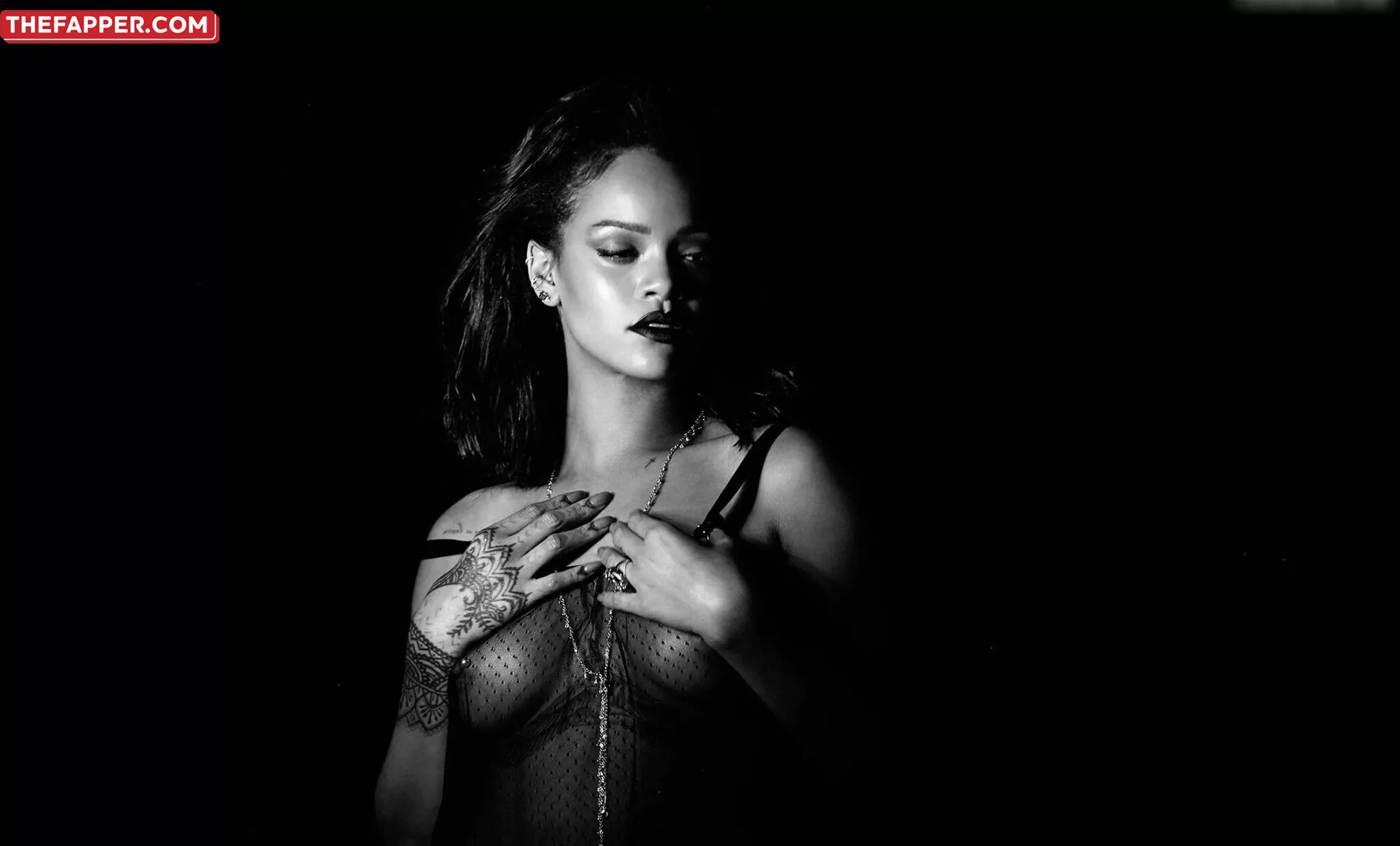 Rihanna  Onlyfans Leaked Nude Image #1wMrmoYJJo