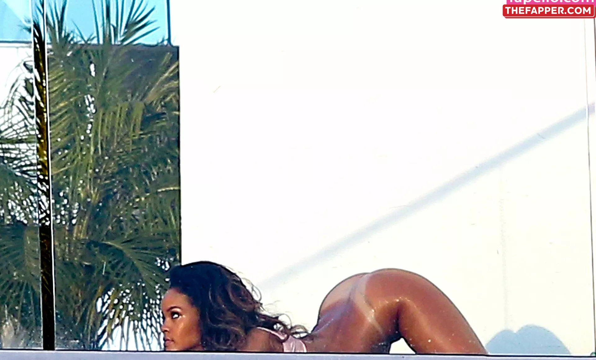 Rihanna  Onlyfans Leaked Nude Image #2r0zrRC309