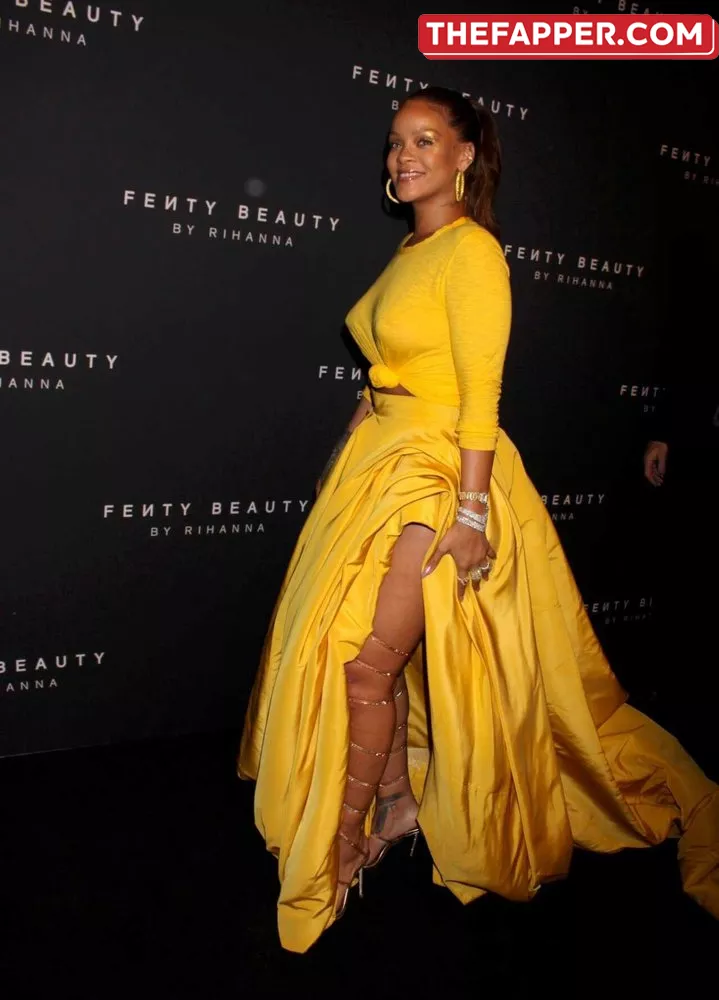 Rihanna  Onlyfans Leaked Nude Image #5p8JeZwyMP
