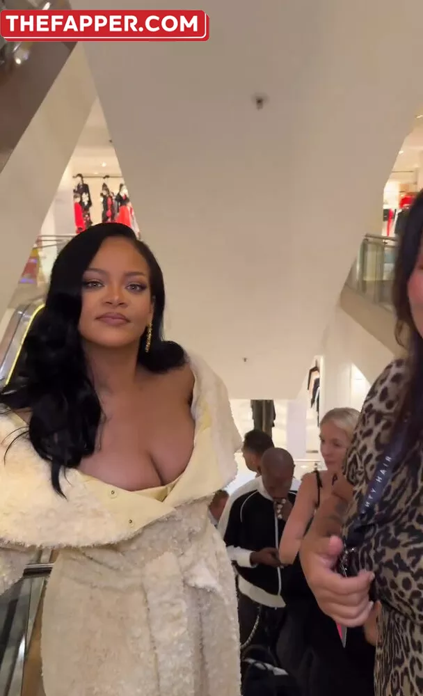 Rihanna  Onlyfans Leaked Nude Image #7ylw70KBAx