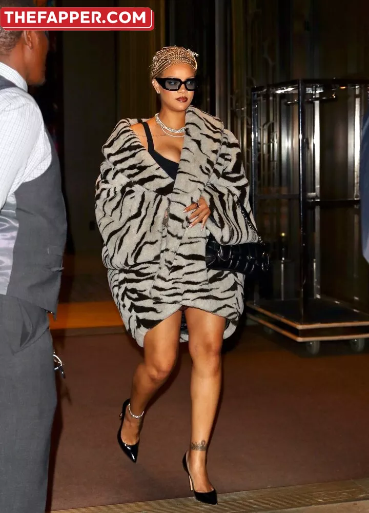 Rihanna  Onlyfans Leaked Nude Image #88g5CZhVZZ